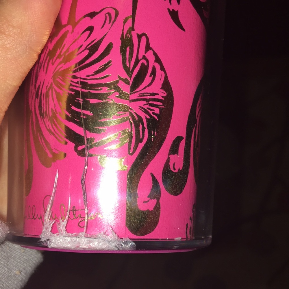 Lily Pulitzer free with 15+ purchase - Picture 5 of 6